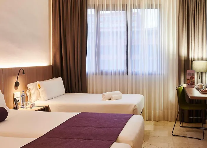 Mercure Condor Hotel