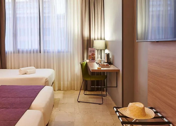 Mercure Condor Hotel