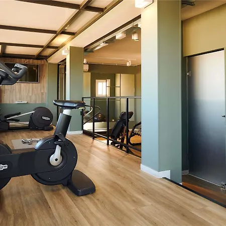 Mercure Condor Hotel 4*