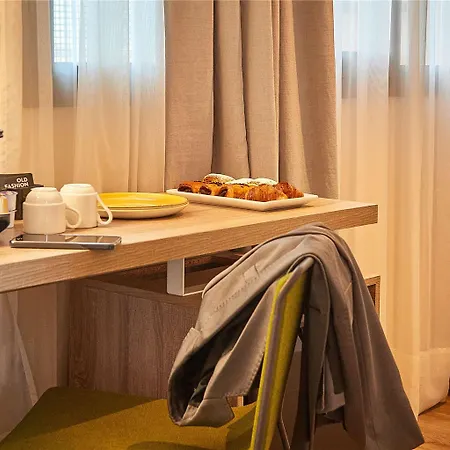 Mercure Condor 4*