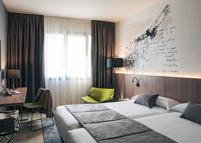 巴塞罗那康多尔美居酒店 4*