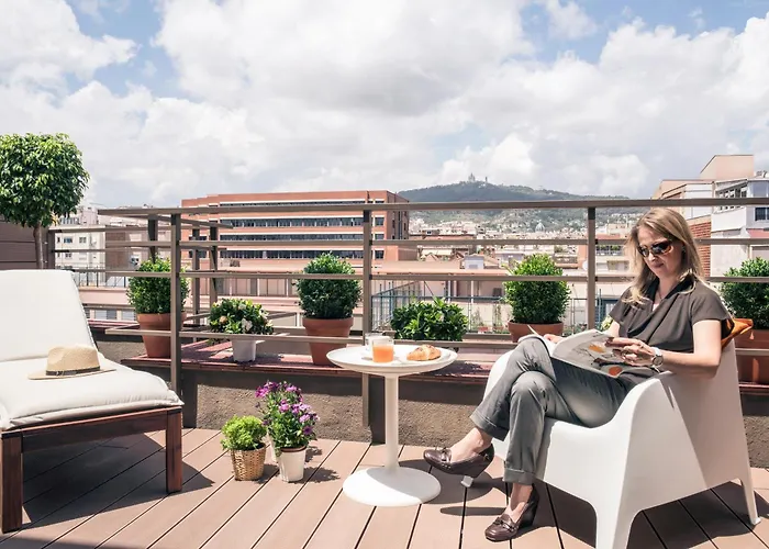 巴塞罗那康多尔美居酒店 酒店